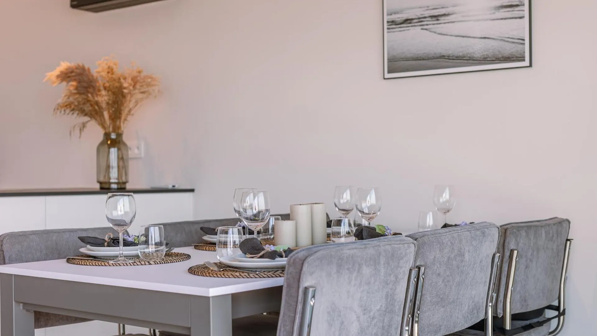 Beautiful Luxury Apartment On Amazing Location With Sea View - T17 Ostend 0*,